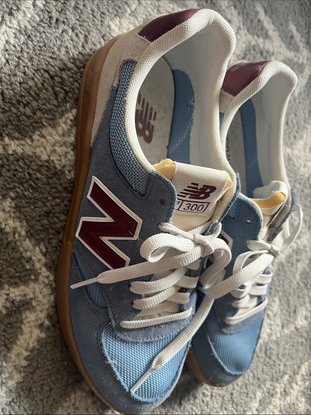 New Balance CT300 Light Blue Suede & Mesh Sneakers with Maroon Men’s 8.5 - Picture 2 of 8